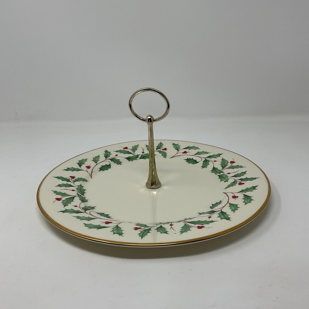 Lenox Holiday Dimensions Round Serving Plate With Handle 10 3/4 Holly Berries